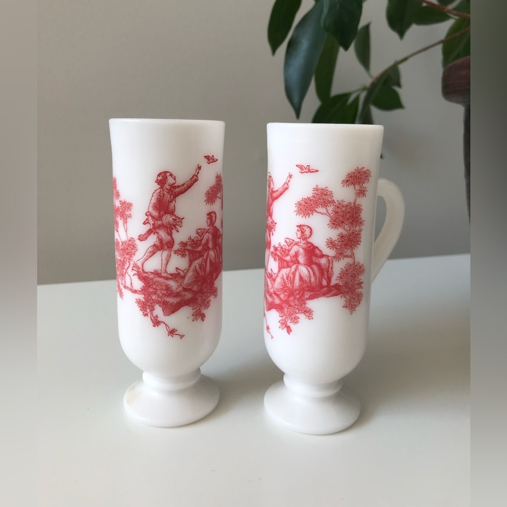 Avon vintage milk glass Demi-tasse cups. Set of 2 -Red - VGUC